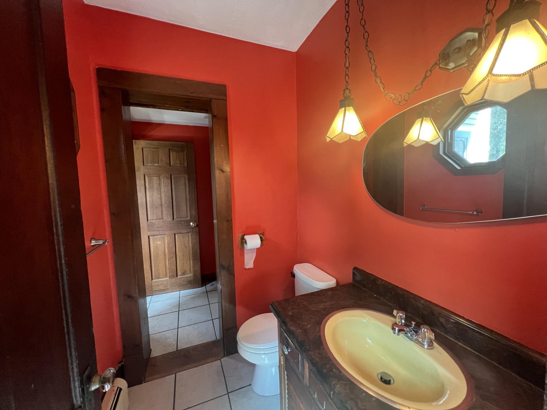 58 Russell Street Keene, NH 03431 - Photo 5 of 20 Gallery Image 5