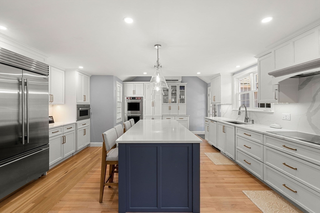 1375 Brush Hill Road Milton, MA 02186 - Photo 4 of 38