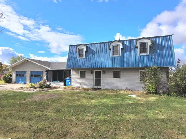 $227,500 | 208 Plymouth Street, Jackson, MI 49201