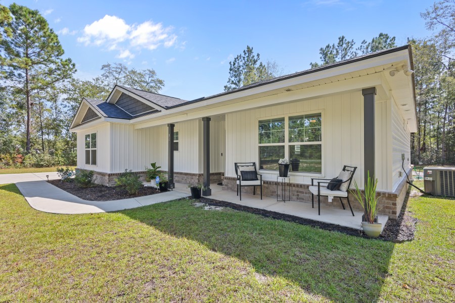92 Sparrow Lane Jesup, GA 31545 - Photo 5 of 29