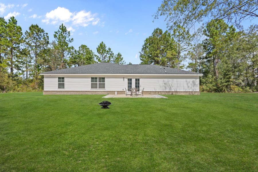 92 Sparrow Lane Jesup, GA 31545 - Photo 8 of 29