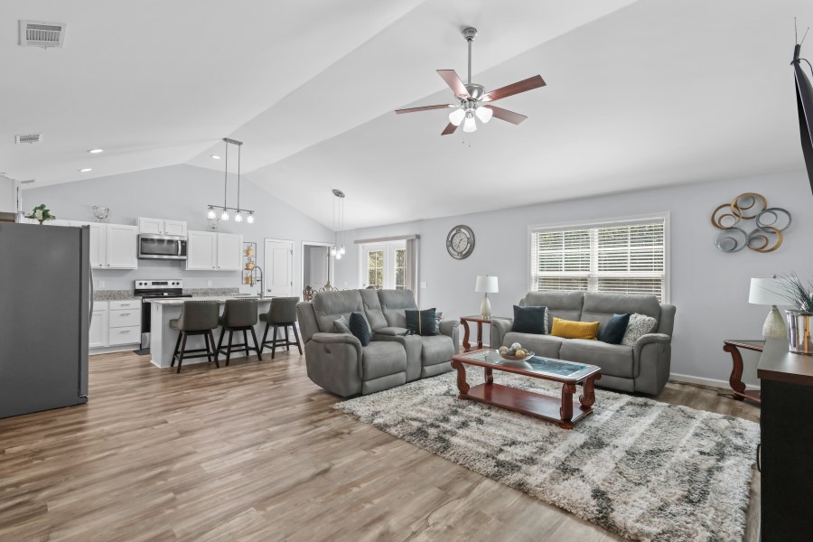 92 Sparrow Lane Jesup, GA 31545 - Photo 9 of 29