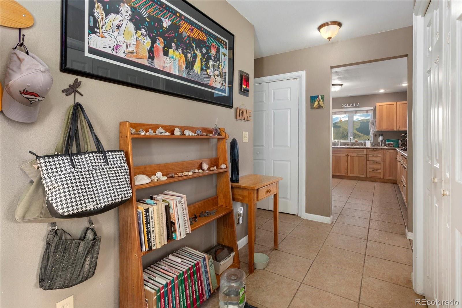 402 Trailridge Road Coaldale, CO 81222 - Photo 11 of 50 a view of a hallway with seating area