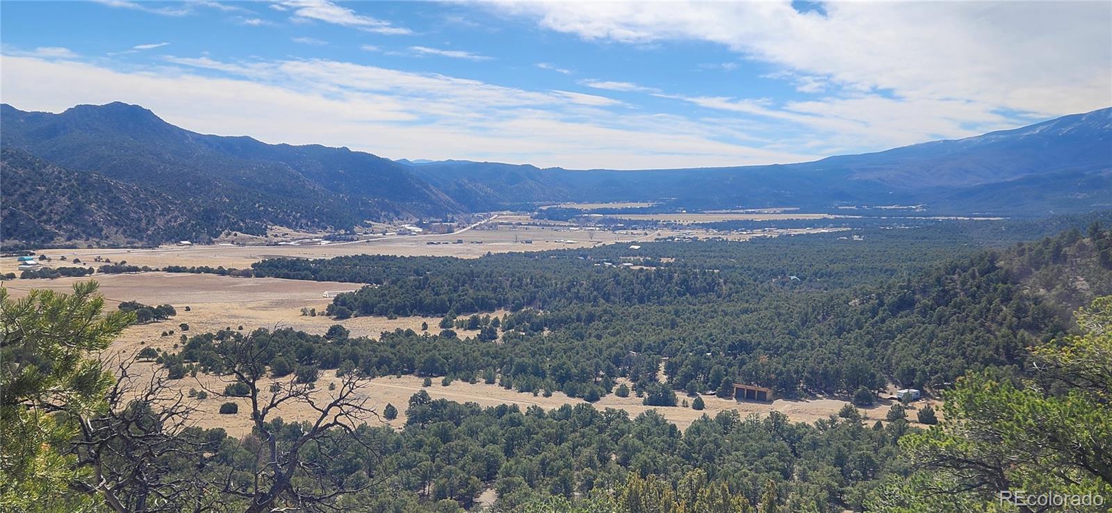 402 Trailridge Road Coaldale, CO 81222 - Photo 4 of 50