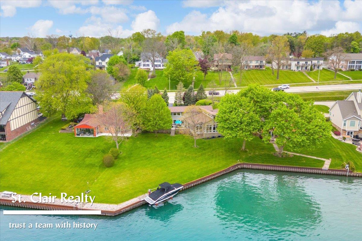560 North Riverside Avenue St. Clair, MI 48079 - Photo 43 of 49