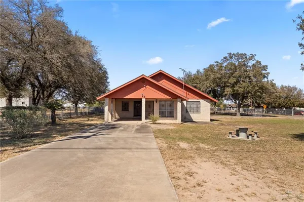 $325,000 | 801 North Foster Drive, Edinburg, TX 78542
