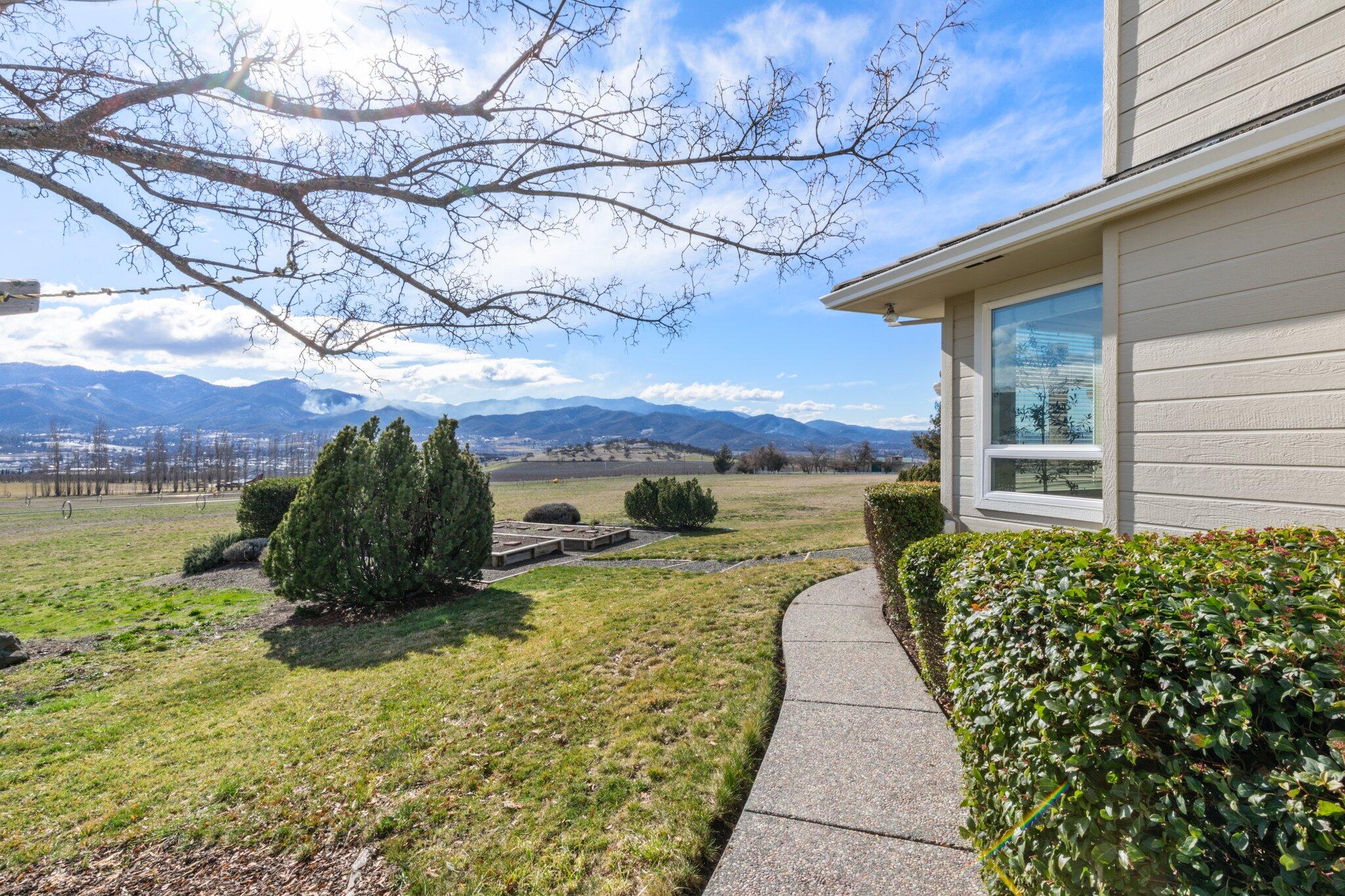 5710 Amerman Road Ashland, OR 97520 - Photo 53 of 76 53-web-or-mls-WCIL0188