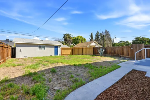 $469,900 | 1225 Union Street, Kingsburg, CA 93631