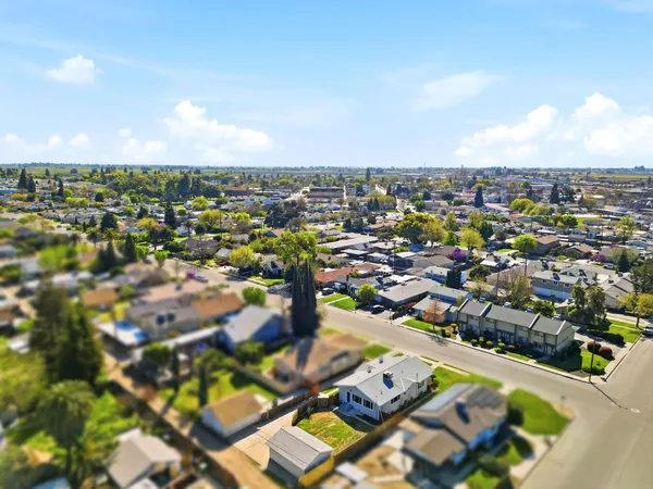 $469,900 | 1225 Union Street, Kingsburg, CA 93631