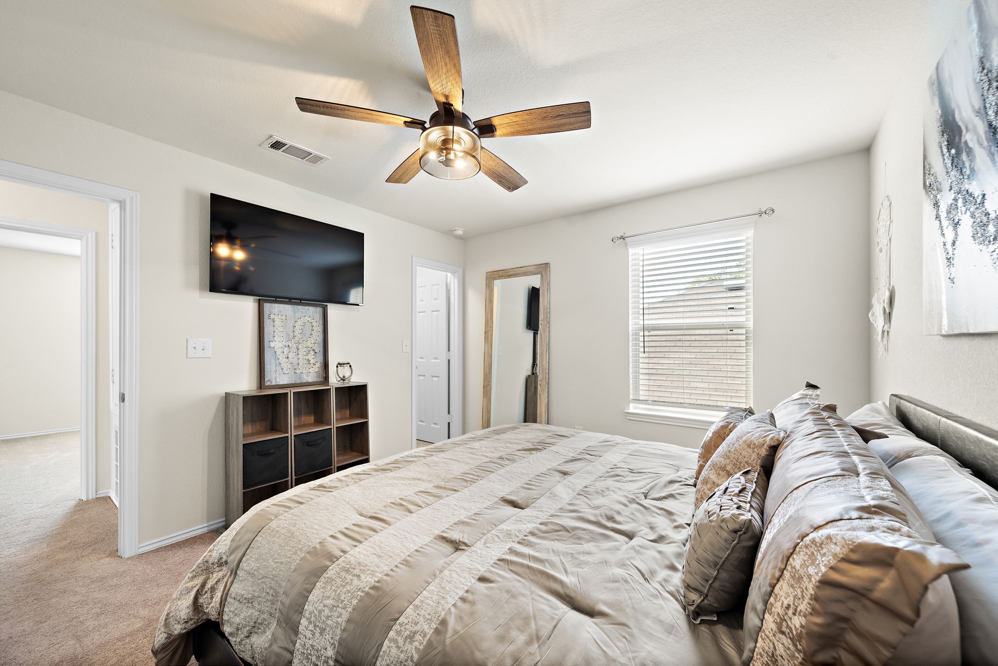 4210 Amber Ruse Drive Conroe, TX 77304 - Photo 32 of 45 Bedroom