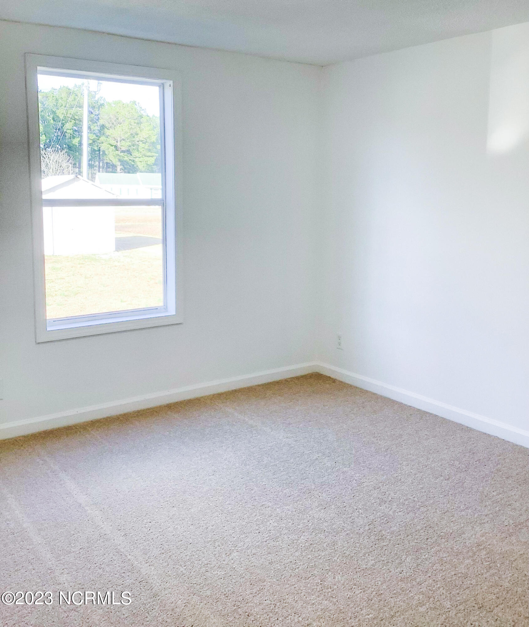 2027 Maco Road Northeast Leland, NC 28451 - Photo 18 of 22 325619490_454907446700450_57128926167606