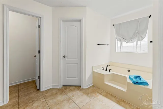 $649,900 | 9772 Misty Meadow Lane, Navarre, FL 32566