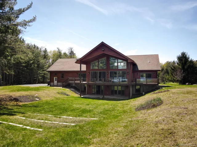 $1,375,000 | 58 Deer Meadow Road, White Lake, NY 12786