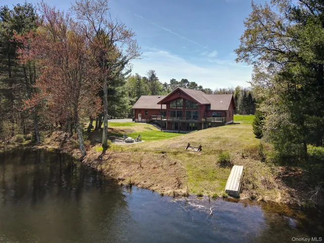 $1,375,000 | 58 Deer Meadow Road, White Lake, NY 12786