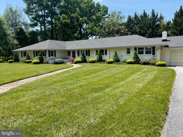 $785,000 | 402 Ivy Church Road, Lutherville-Timonium, MD 21093