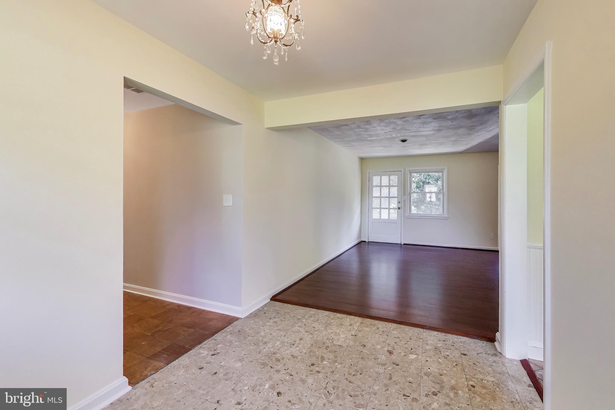 402 Ivy Church Road Lutherville-Timonium, MD 21093 - Photo 25 of 63 an empty room with windows