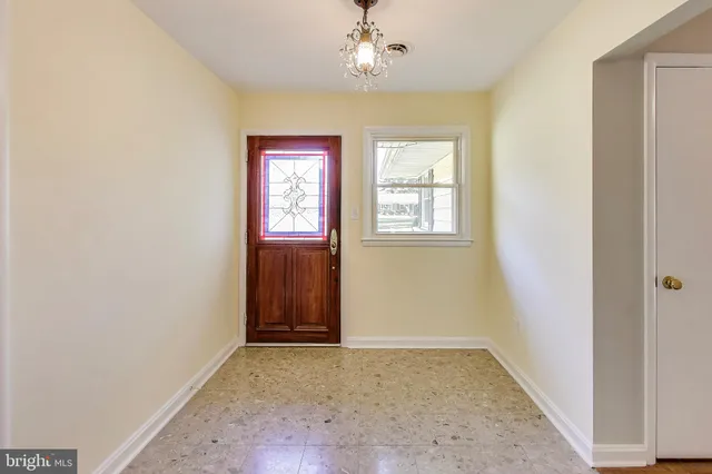 $785,000 | 402 Ivy Church Road, Lutherville-Timonium, MD 21093