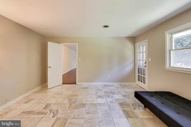 $785,000 | 402 Ivy Church Road, Lutherville-Timonium, MD 21093