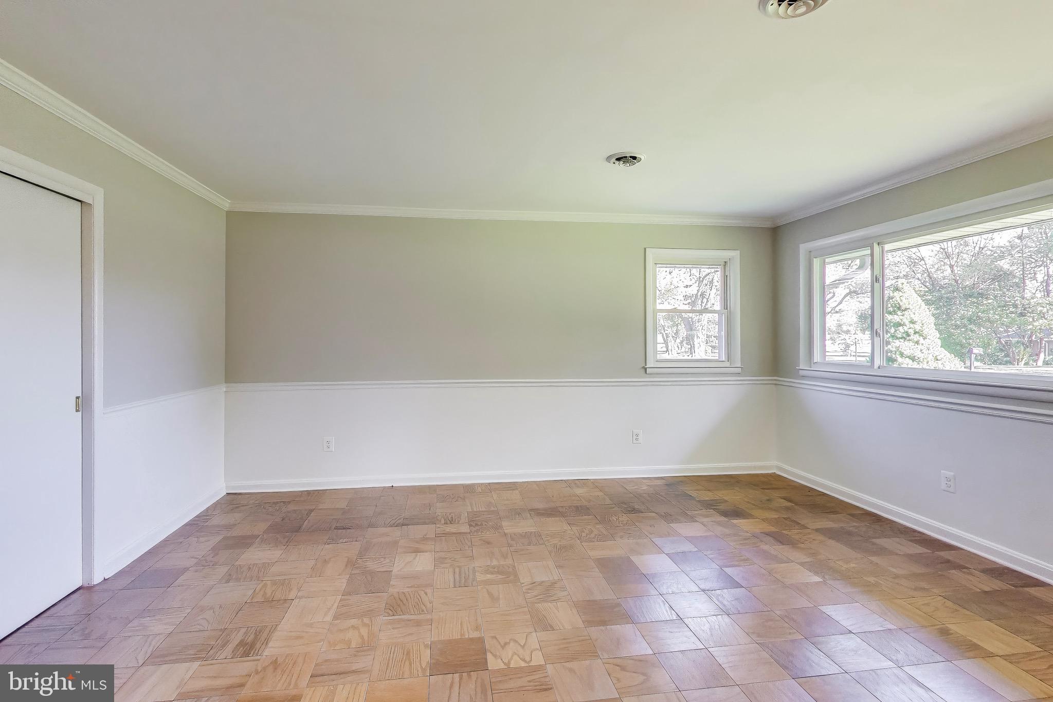 402 Ivy Church Road Lutherville-Timonium, MD 21093 - Photo 38 of 63 an empty room with windows