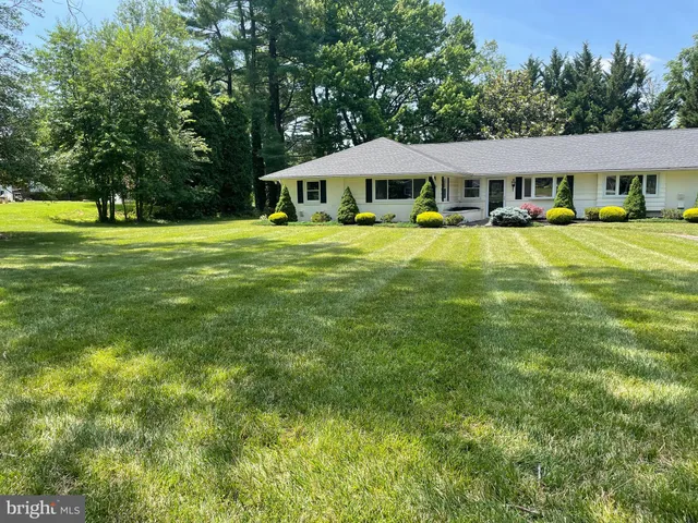 $785,000 | 402 Ivy Church Road, Lutherville-Timonium, MD 21093