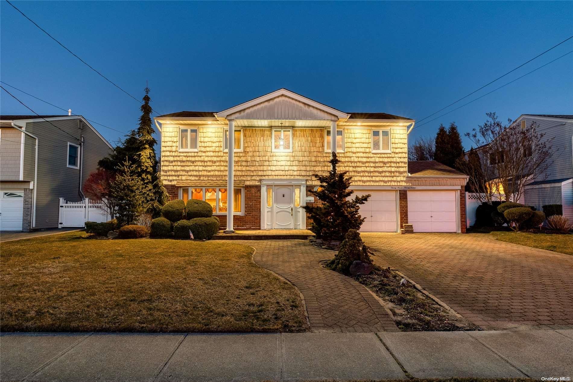 2797 Mandalay Beach Road Wantagh, NY 11793 - Photo 1 of 1 Gallery Image 1