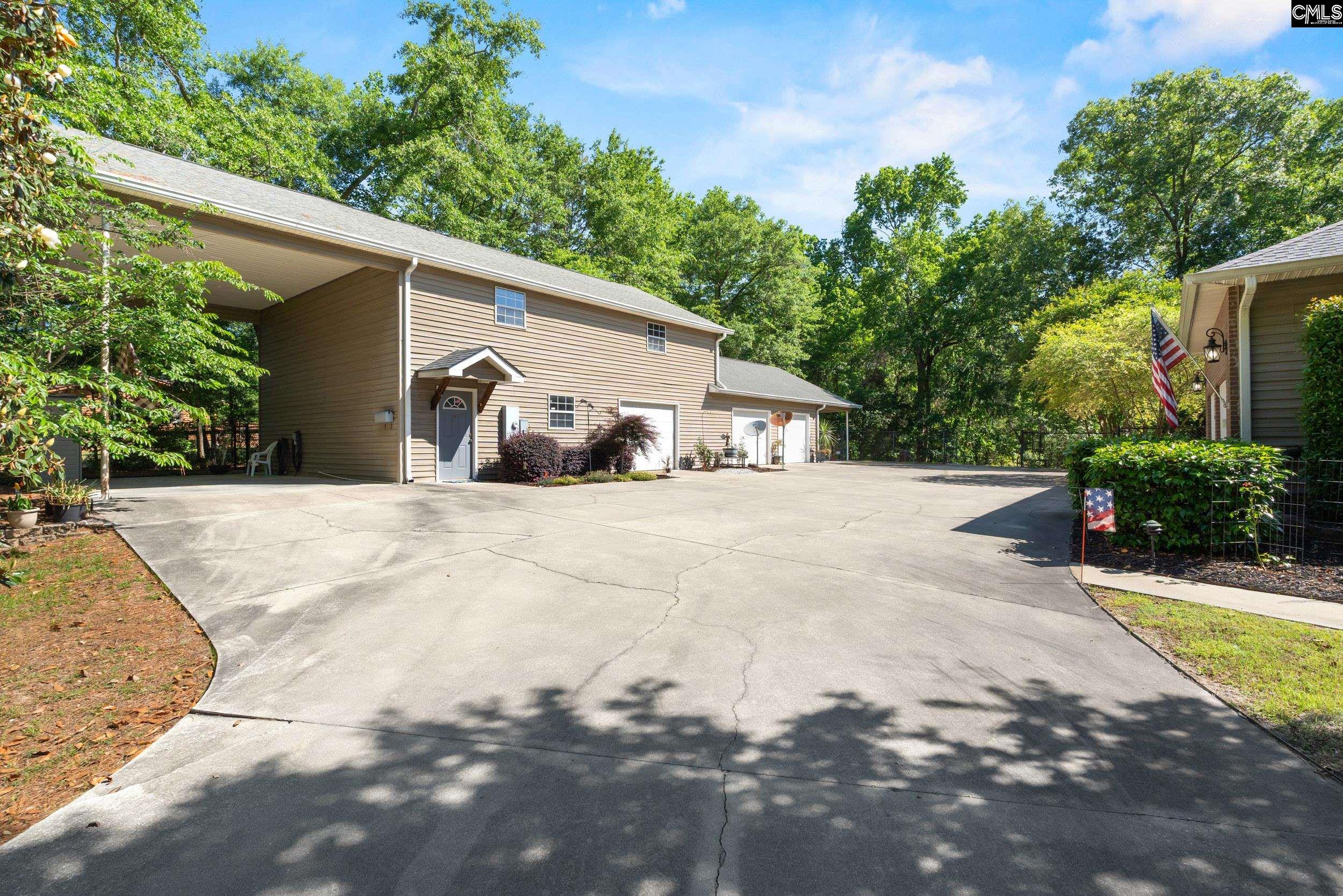 1338 John G Richards Road Camden, SC 29020 - Photo 5 of 62
