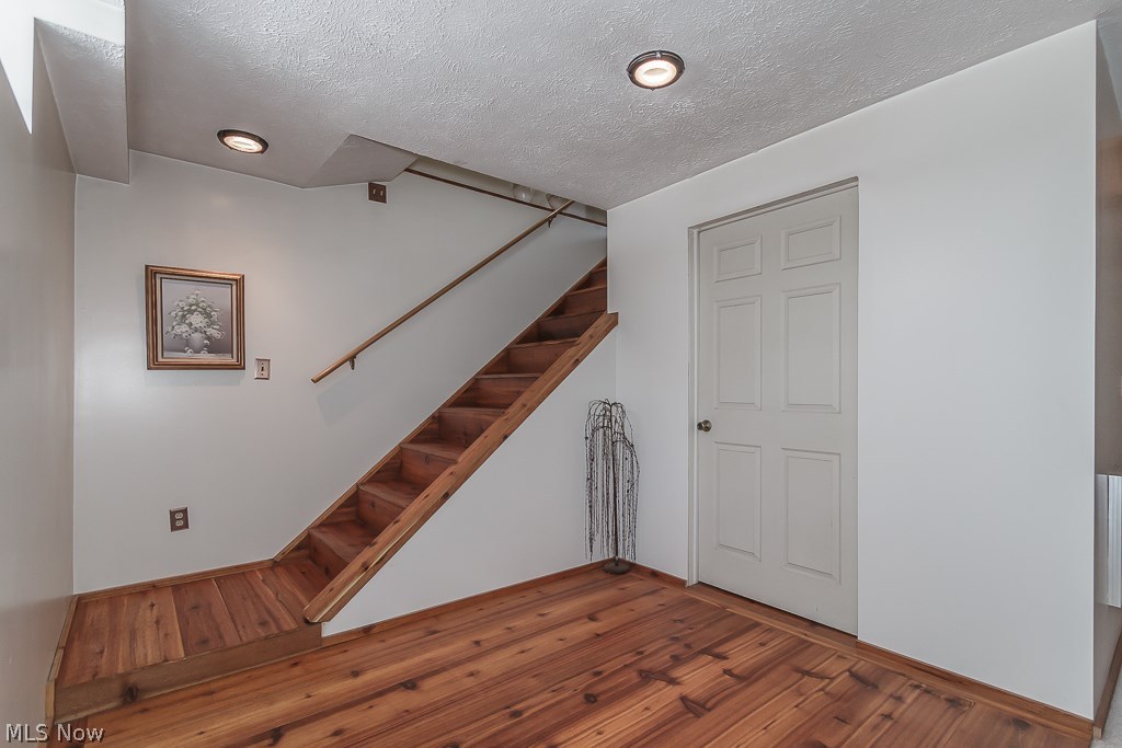 17445 Messenger Road Chagrin Falls, OH 44023 - Photo 22 of 32 Gallery Image 22