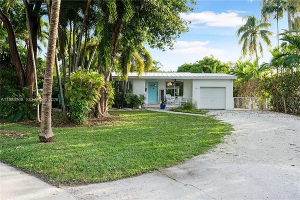 $3,400,000 | 310 Greenwood Drive, Key Biscayne, FL 33149
