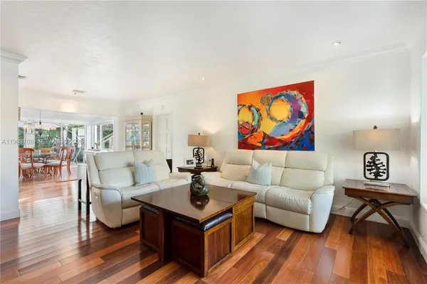 $3,400,000 | 310 Greenwood Drive, Key Biscayne, FL 33149
