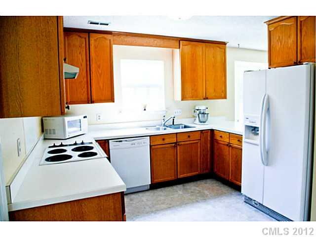 1600 Running Brook Road Charlotte, NC 28214 - Photo 5 of 10 Gallery Image 5