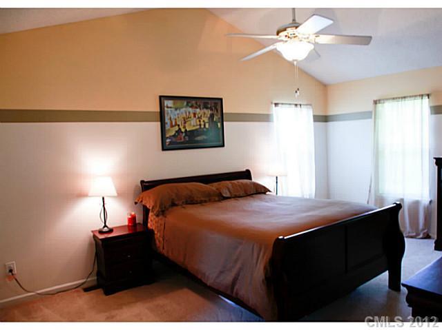 1600 Running Brook Road Charlotte, NC 28214 - Photo 7 of 10 Gallery Image 7