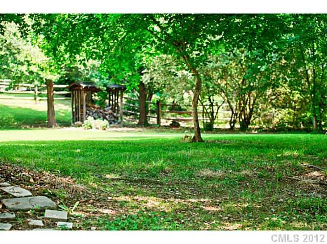 1600 Running Brook Road Charlotte, NC 28214 - Photo 9 of 10 Gallery Image 9