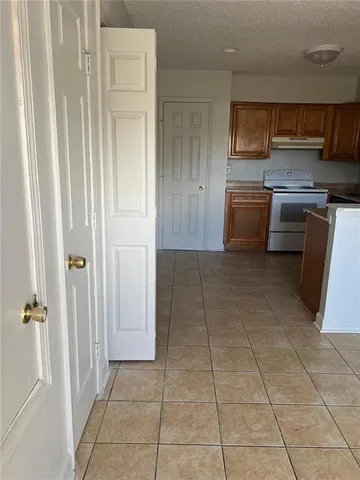 $1,800 | 3701 Martinique Avenue, Unit D, Kenner, LA 70065