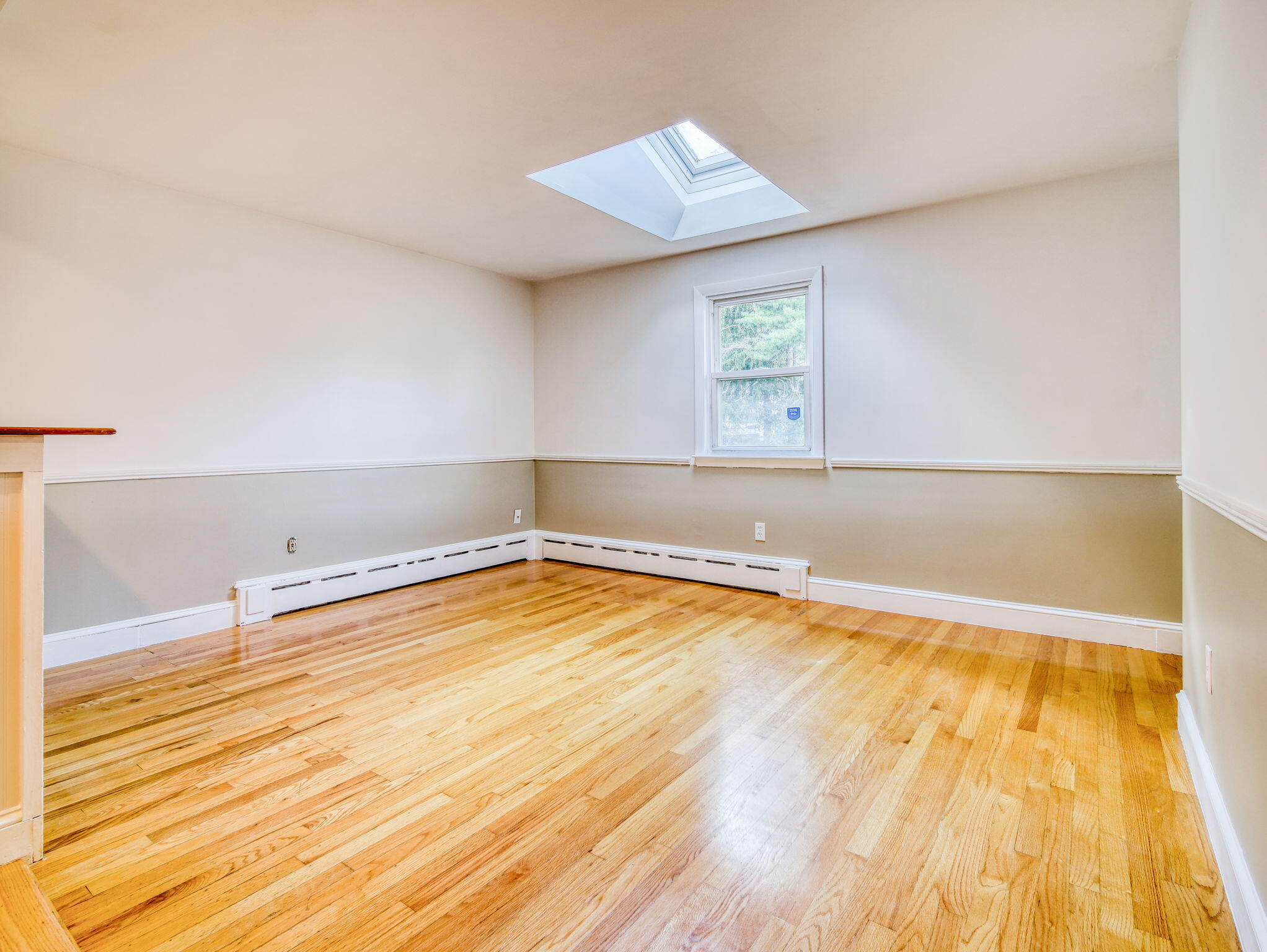 385 Main Street Cumberland Center, ME 04021 - Photo 14 of 39 Living Room w Skylight