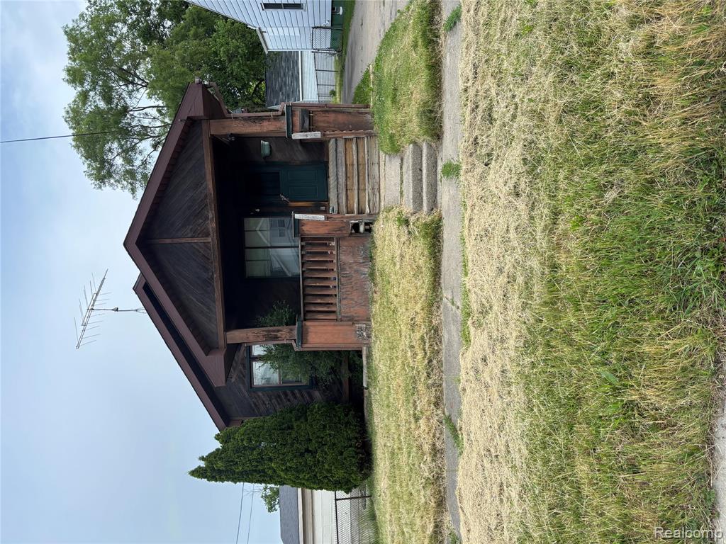 1122 Simcoe Avenue Flint, MI 48507 - Photo 1 of 21