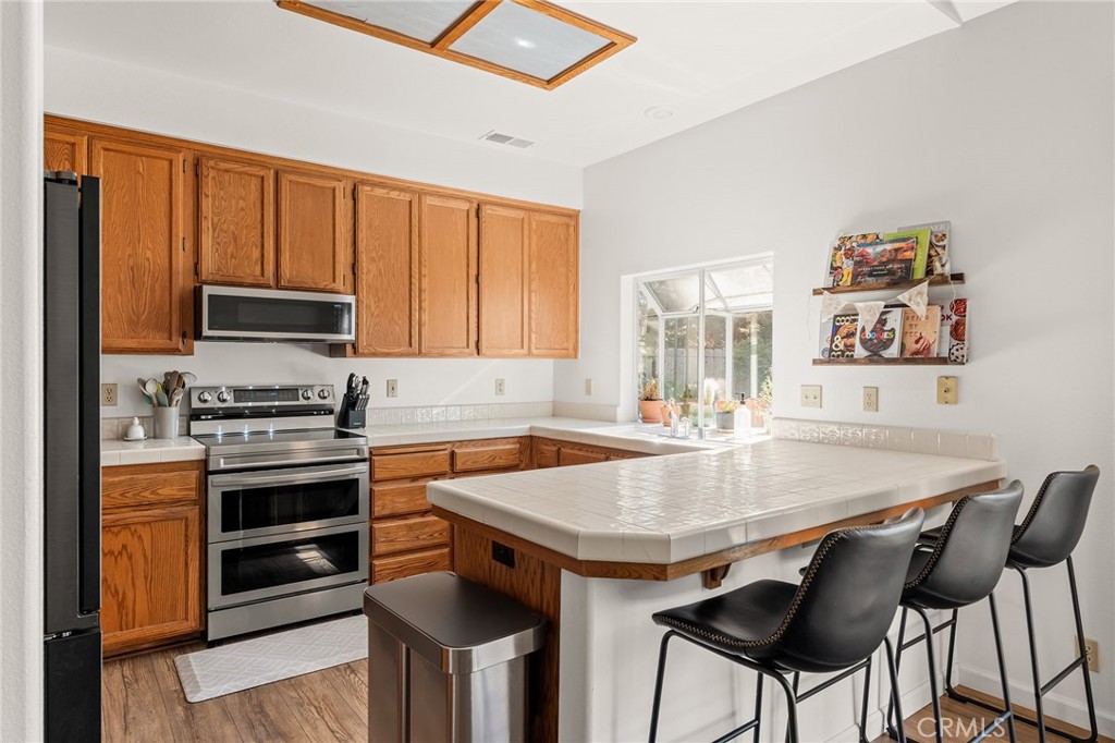 1918 Potter Road Chico, CA 95928 - Photo 8 of 28 Gallery Image 8