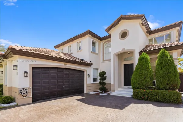 $930,000 | 6240 Southwest 163rd Place, Miami, FL 33193