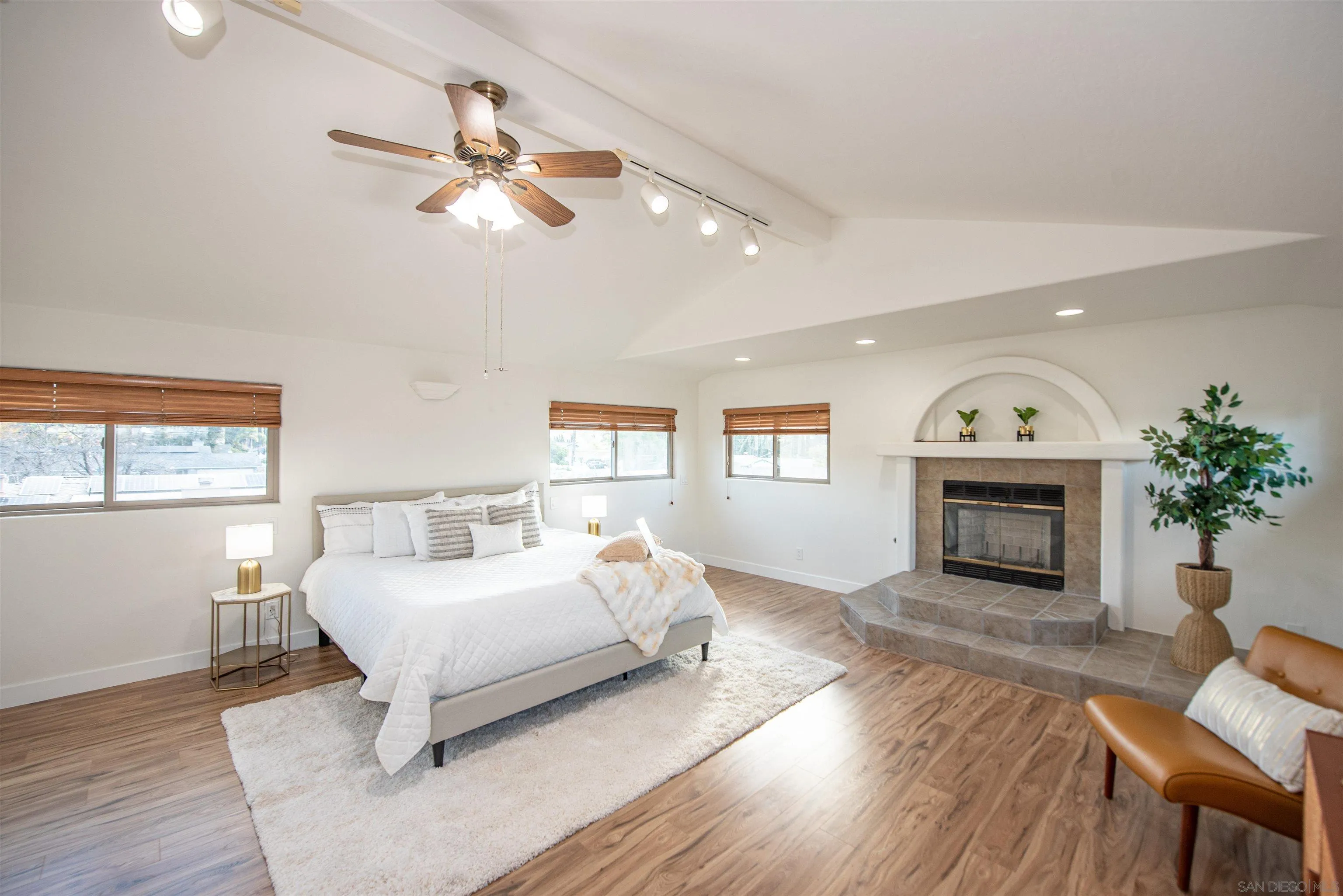 13419 Sebago Avenue Poway, CA 92064 - Photo 29 of 44 Gallery Image 29