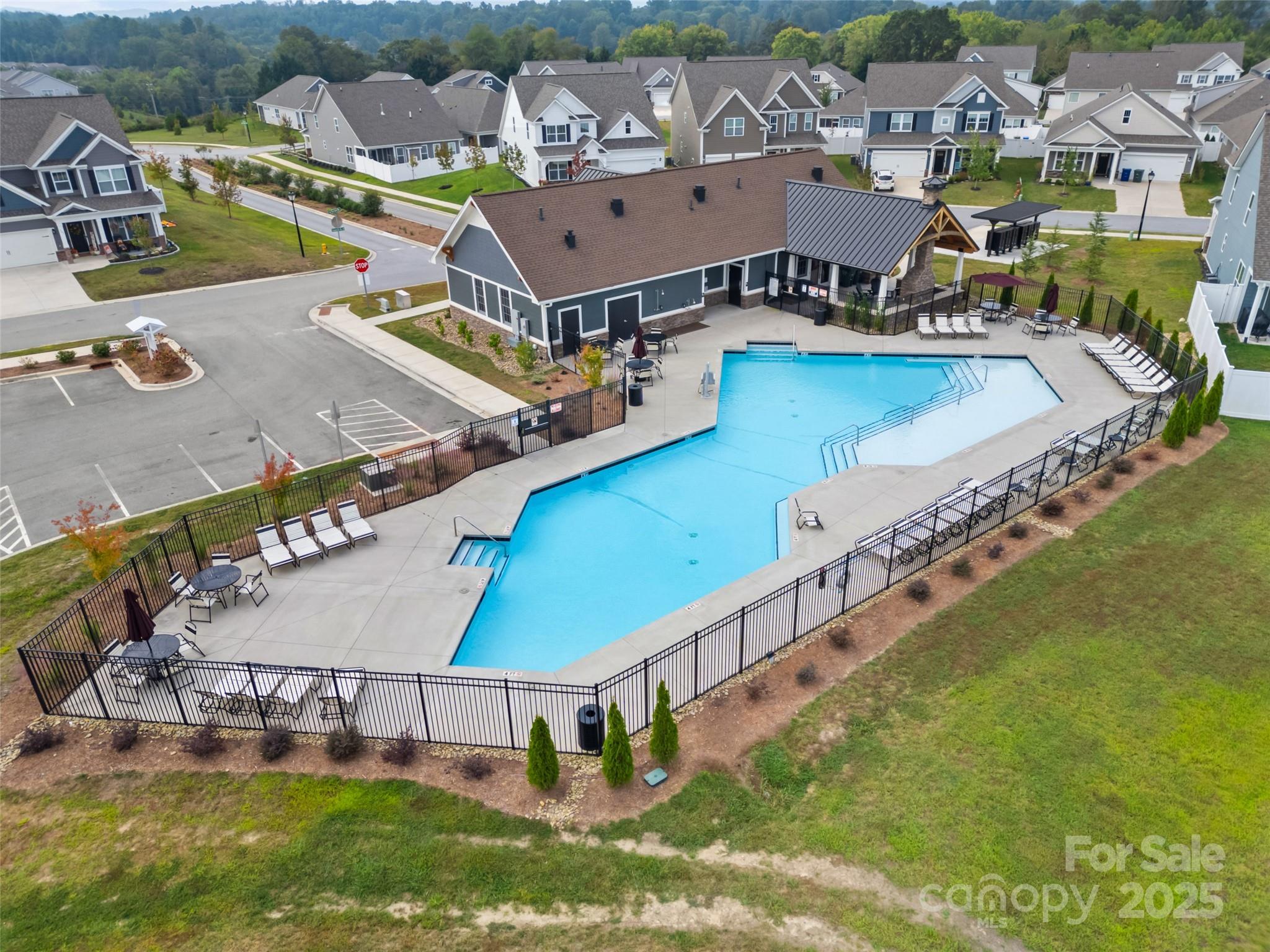 108 Thornberry Road Hendersonville, NC 28792 - Photo 32 of 42 a view of a city with an ocean view