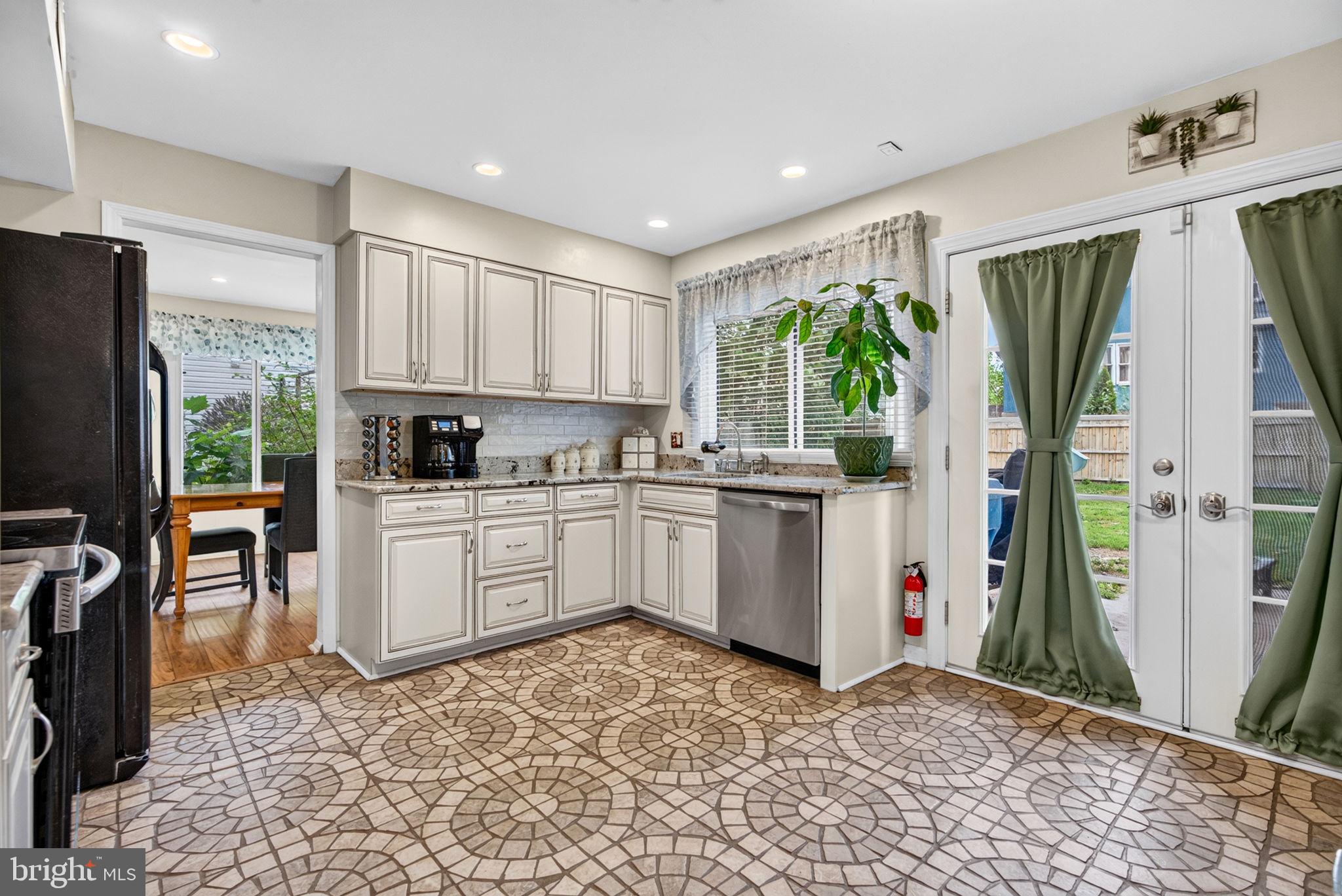 16 Merion Road Marlton, NJ 08053 - Photo 12 of 39 Gallery Image 12