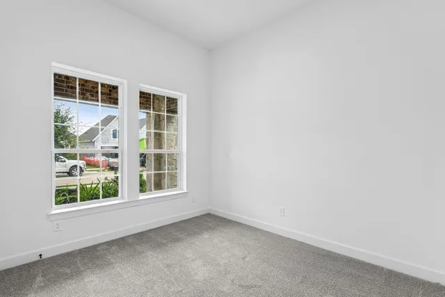 $450,000 | 12319 Palmetto Drive, Mont Belvieu, TX 77523