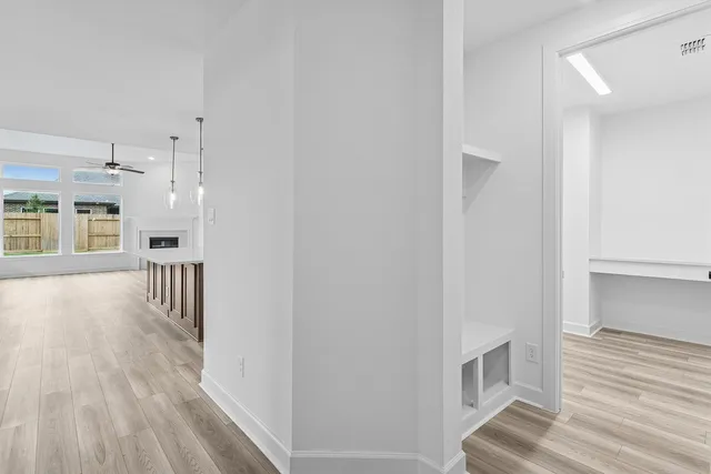 $450,000 | 12319 Palmetto Drive, Mont Belvieu, TX 77523