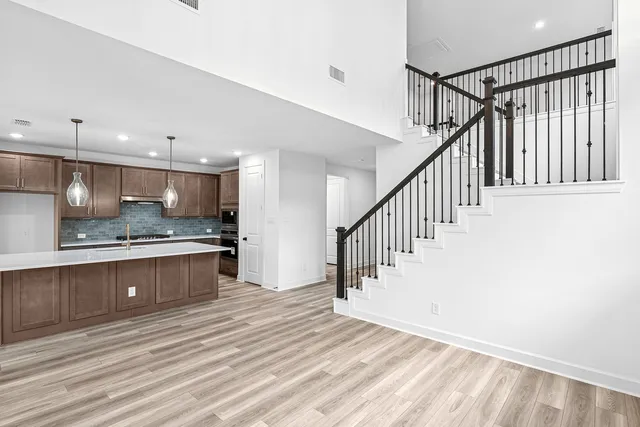 $450,000 | 12319 Palmetto Drive, Mont Belvieu, TX 77523