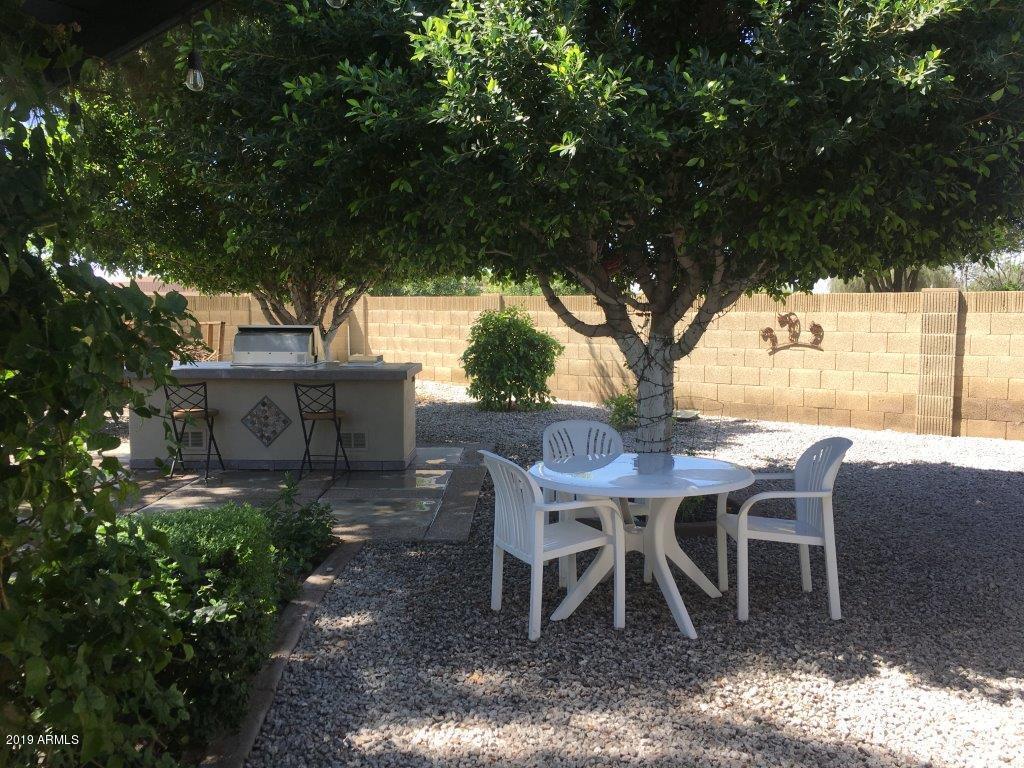 8027 West Wethersfield Road Peoria, AZ 85381 - Photo 23 of 33 Out8