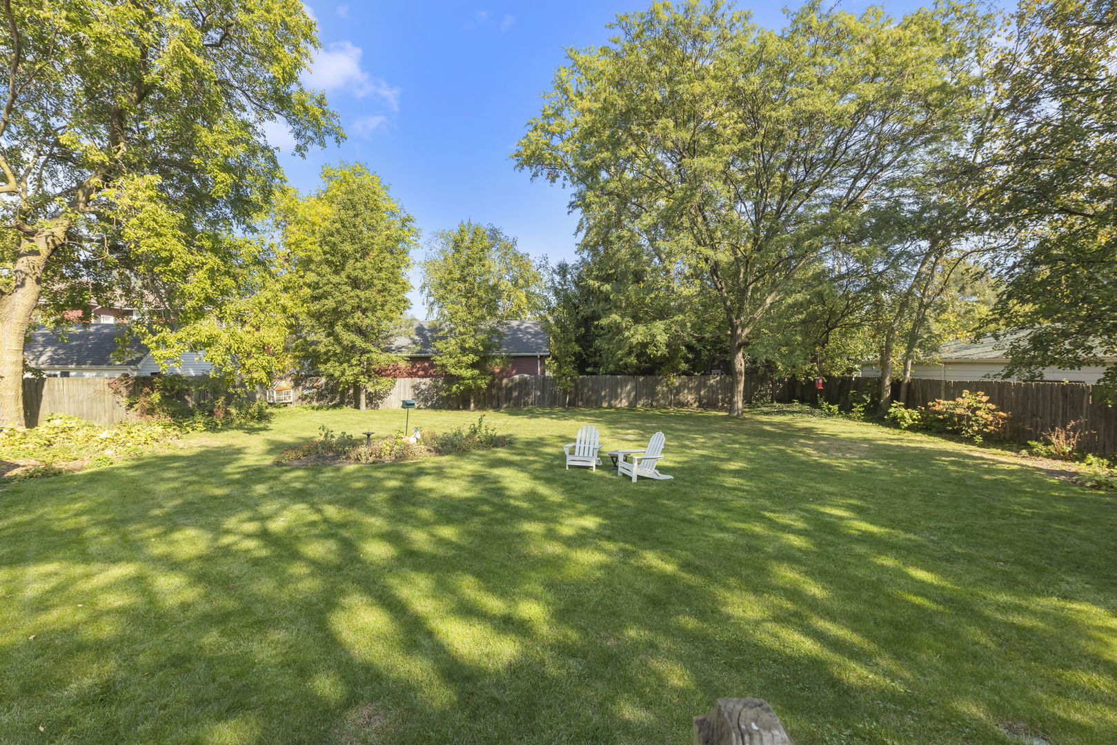 1750 Olive Road Homewood, IL 60430 - Photo 29 of 35 a view of a yard with a tree
