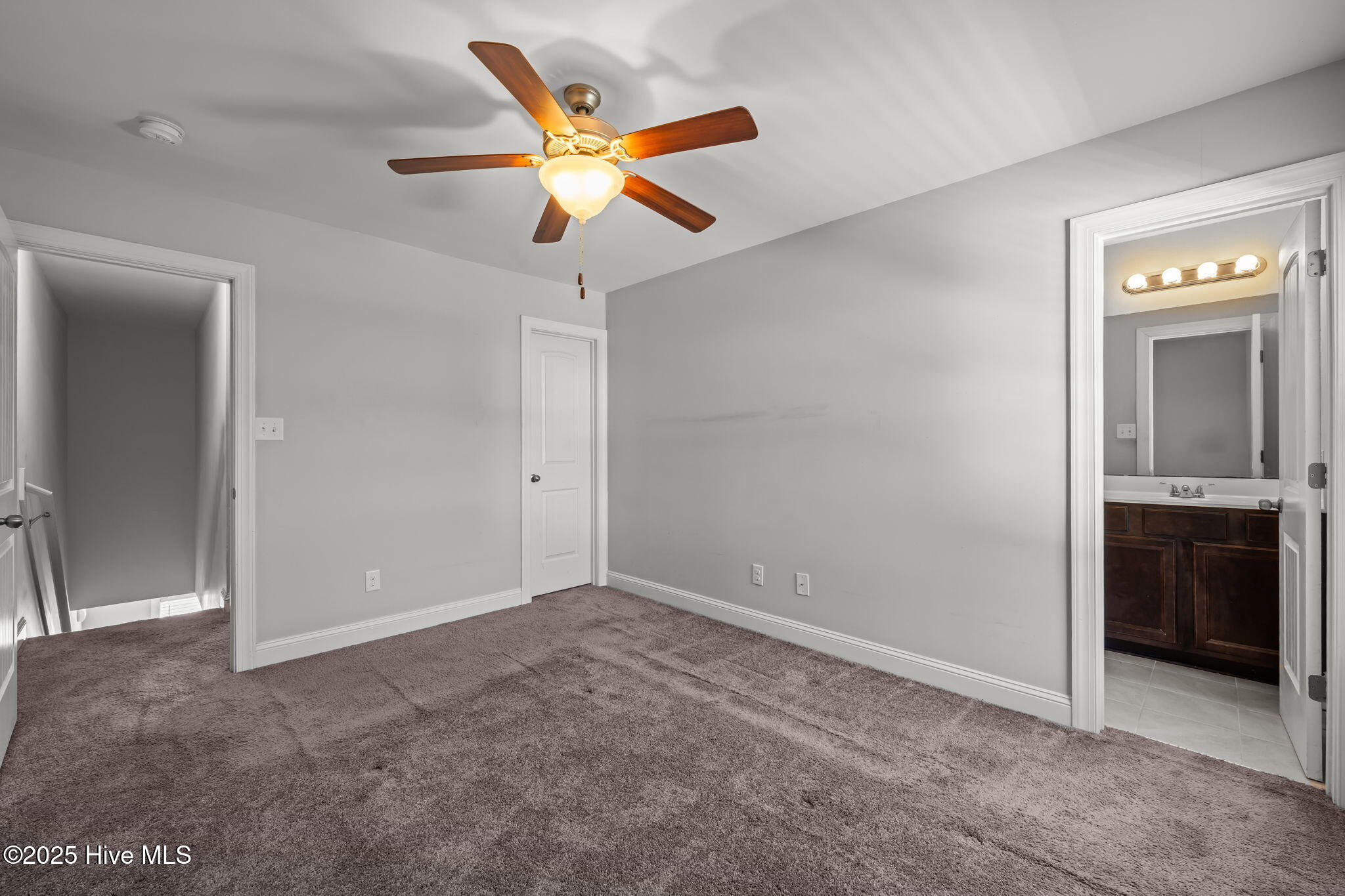 100 Meadow Way Havelock, NC 28532 - Photo 18 of 24 27-web-or-mls-DSC_5712