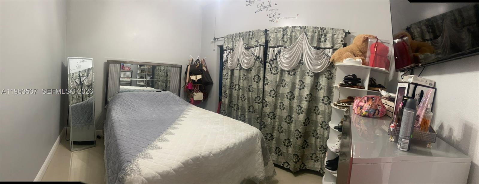 19763 Southwest 124th Avenue Miami, FL 33177 - Photo 15 of 35