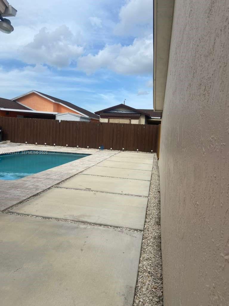 19763 Southwest 124th Avenue Miami, FL 33177 - Photo 20 of 35