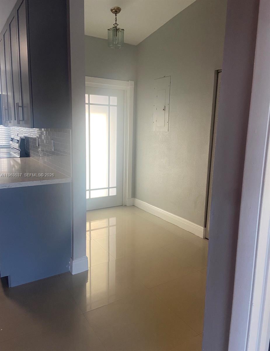 19763 Southwest 124th Avenue Miami, FL 33177 - Photo 29 of 35