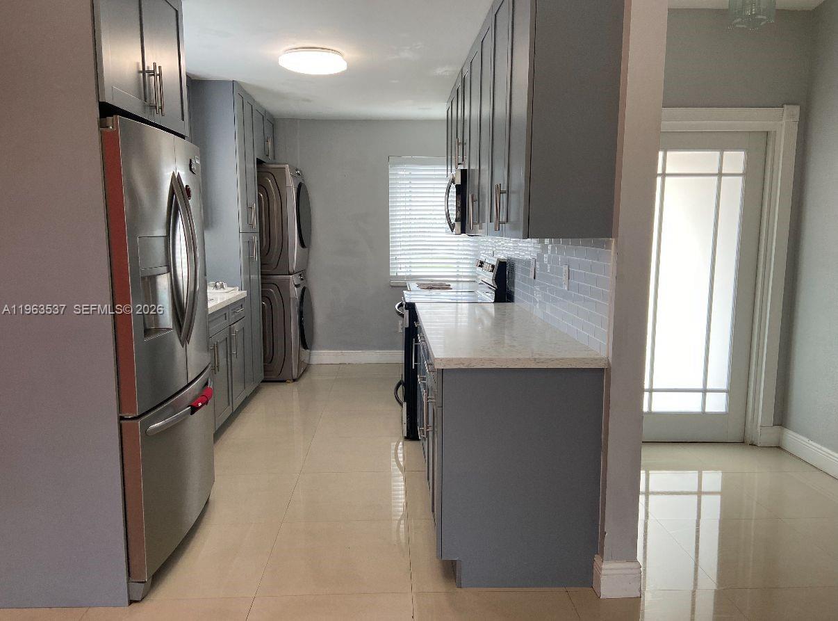 19763 Southwest 124th Avenue Miami, FL 33177 - Photo 5 of 35